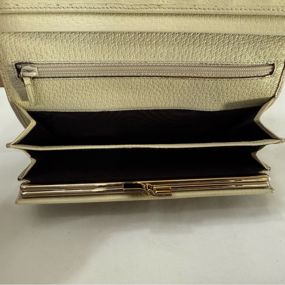Gucci Bifold Wallet 7” X 4” - Picture 5 of 10